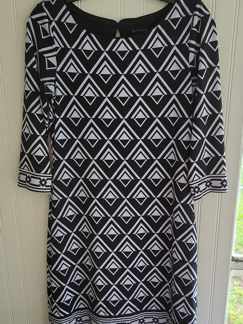 White House Black Market Black and White Geometric Long Sleeve Dress, SIZE XS